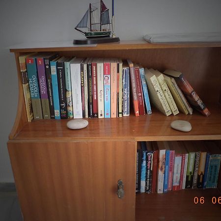 Apartamento To Kamari Paralia Agias Foteinis Exterior foto