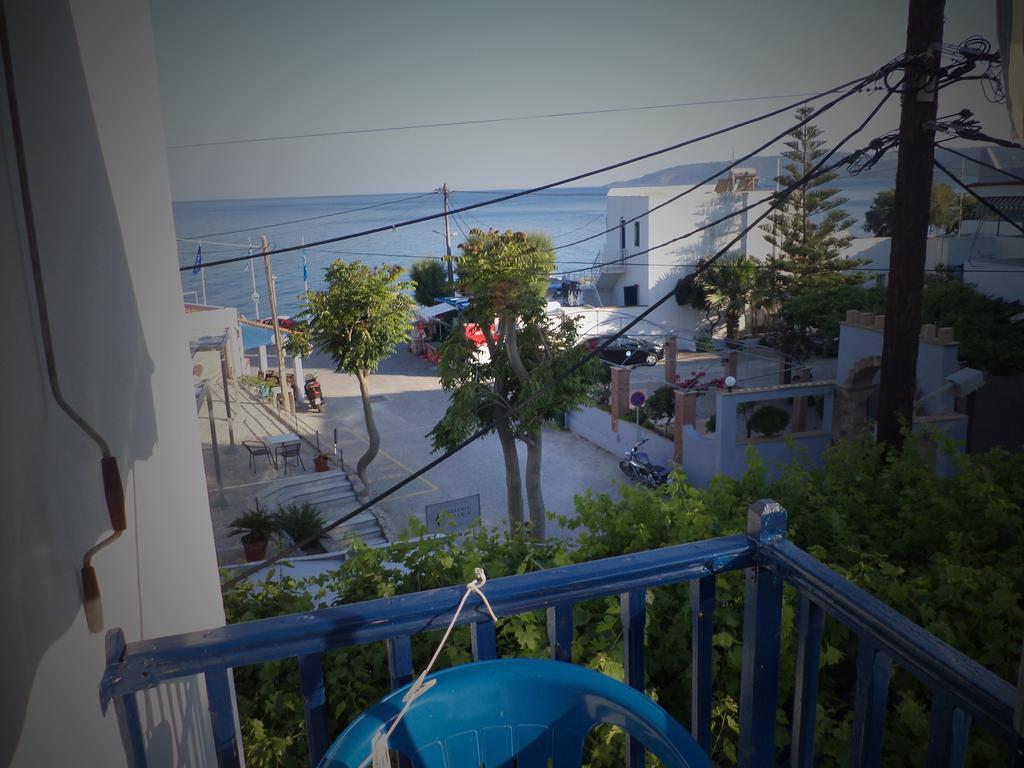 Apartamento To Kamari Paralia Agias Foteinis Habitación foto