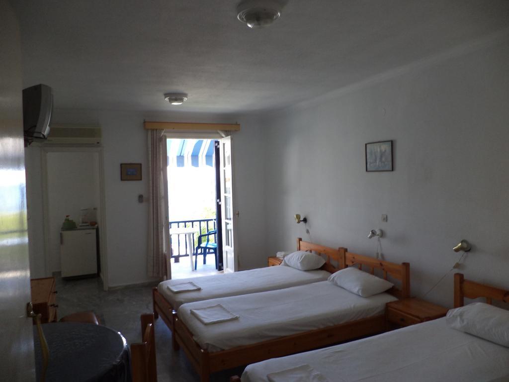 Apartamento To Kamari Paralia Agias Foteinis Exterior foto