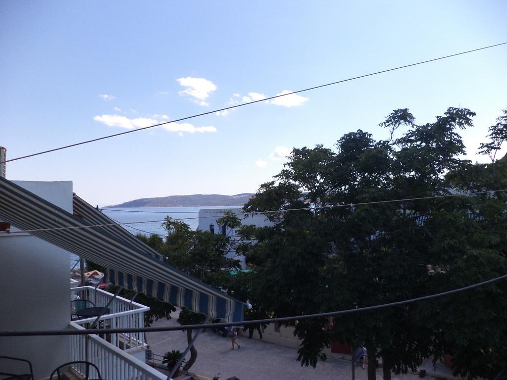 Apartamento To Kamari Paralia Agias Foteinis Habitación foto
