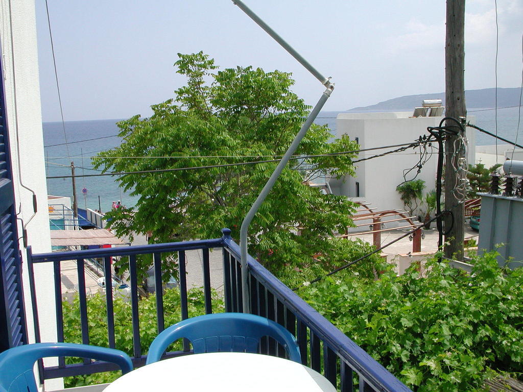 Apartamento To Kamari Paralia Agias Foteinis Exterior foto